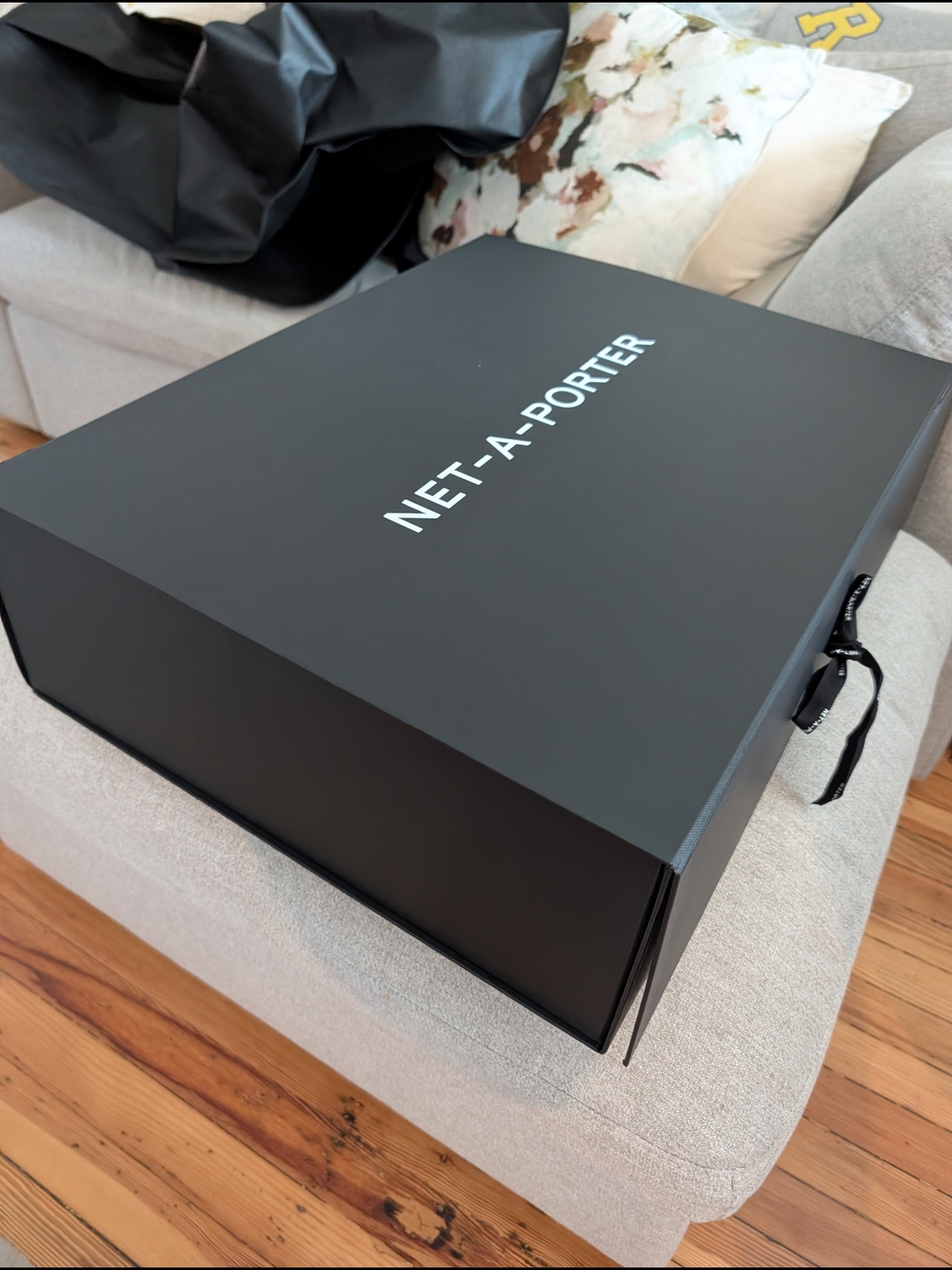 Net-A-Porter Gifting Box (XL)